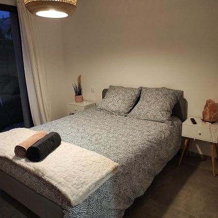 Chambre Au Coeur Des Vignes Myans Екстериор снимка